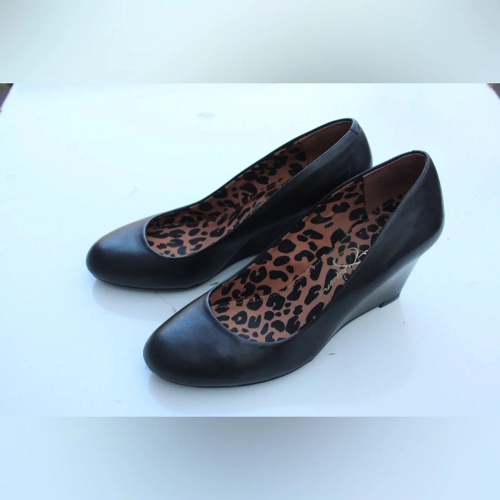 Jessica Simpson wedges